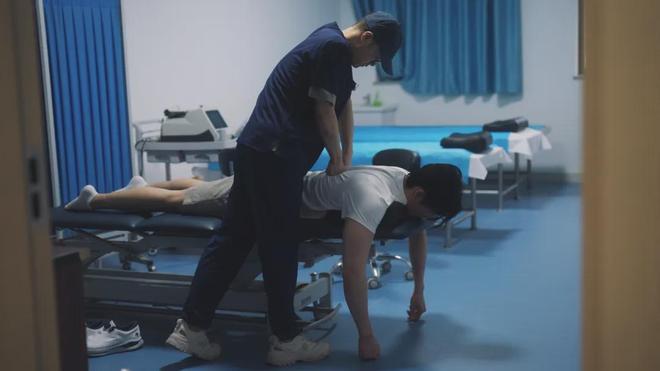 英格兰0比0巴拿马 图赫尔争头名遭遇暴雨搅局