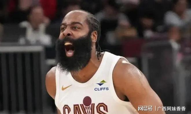 回国后我才敢说：俄罗斯小孩看中国人的眼神，和老人态度截然不同