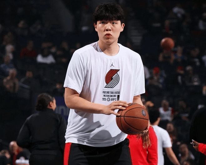 中方：由于日程原因，王毅外长难以全程参加东亚合作系列外长会，中方的高官将作为代表出席东盟与中日韩东亚峰会及东盟地区论坛外长会