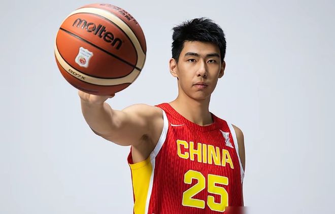 穆霍娃谈阿卡复出前景:手腕受伤9个月,我必须重新学习打网球