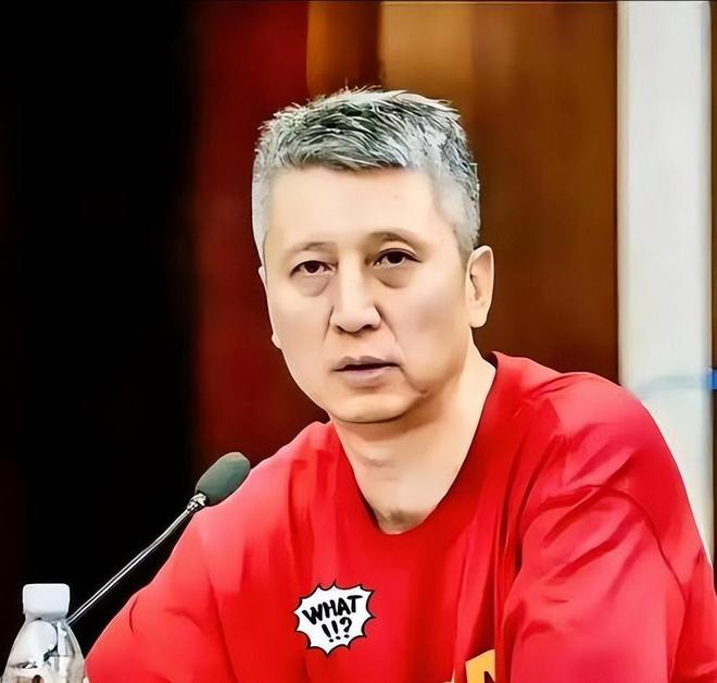 库里将亲自招募老詹!勇士最大阻碍是薪资 签约时间也成关键难题