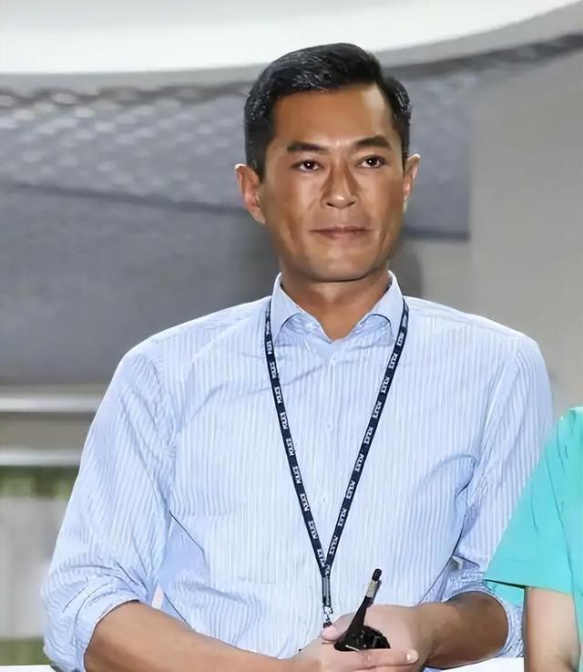 中国男篮短训营:首批裁员李炎哲伊力福拉提赵柏清 还剩18人名单