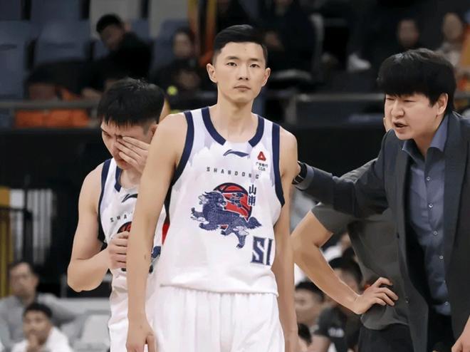 宫鲁鸣铁腕征召！杨舒予立即归队，最迟30日报到，参加女篮集训及热身赛！