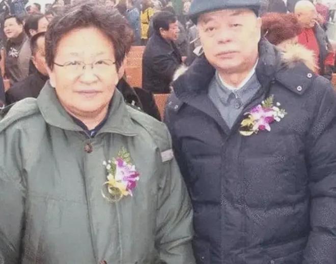 陈妍希单亲带娃,看得我直叹气