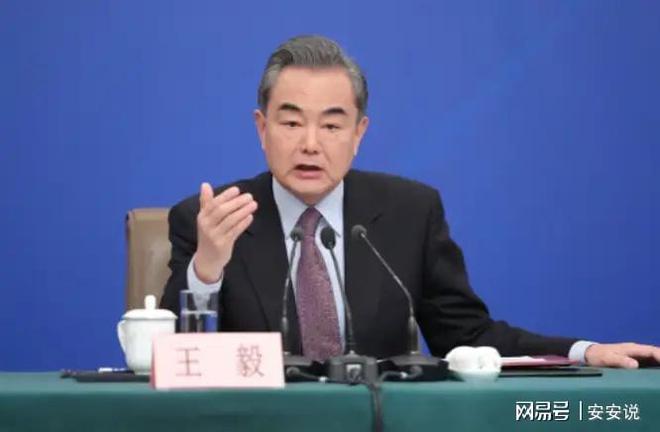 40岁保姆：拿着雇主的高工资提供特殊服务，老公得知后和我离婚了