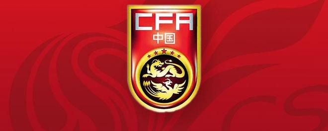 中国男篮队宣布本期集训人员调整：运动员高诗岩（山东高速）、冯傲（新疆广汇）返回各自俱乐部；增补胡明轩（广东宏远）加入本期集训