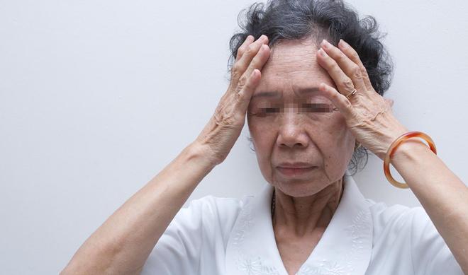 季后赛唯一击败尼克斯！老鹰一轮游仍多年合同 提前续约斯奈德