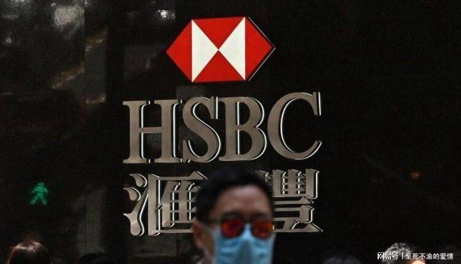 董路怒怼网友:我办比赛一届花180万!有广告还被骂 我们就该死?