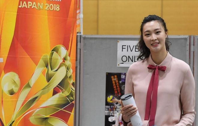 郭新娃/陈芳卉夺得2026中国羽毛球公开赛混双冠军