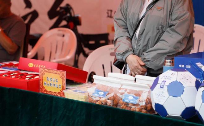 看完于和伟《重器》，再看段奕宏《藏锋》，真是没对比就没伤害