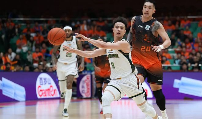 顶级3D合同到期!湖人领衔五队哄抢掘金神射卡梅伦・约翰逊