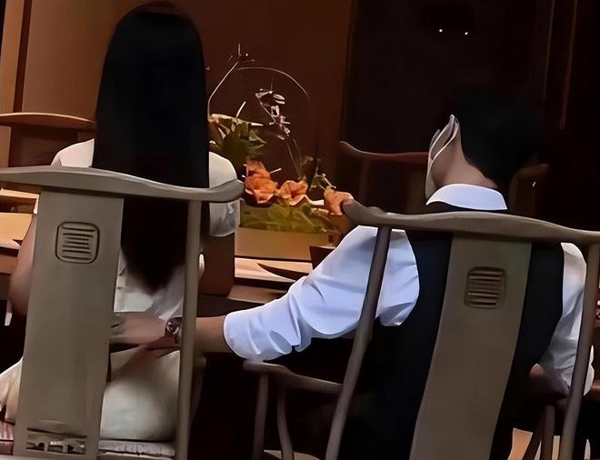 封面来啦!常州十六载:一座城,和羽毛球的故事