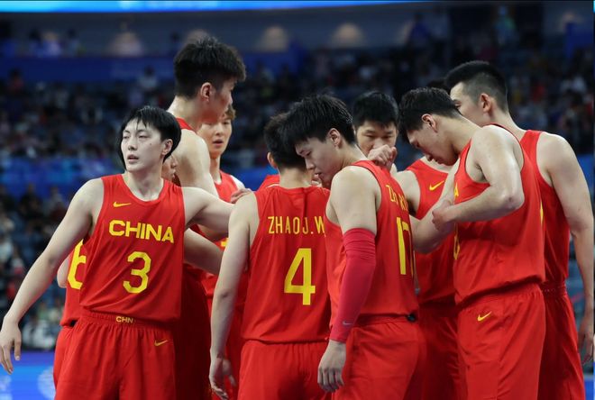 中国篮协通报:虚报年龄,李沂泽等被禁赛三年