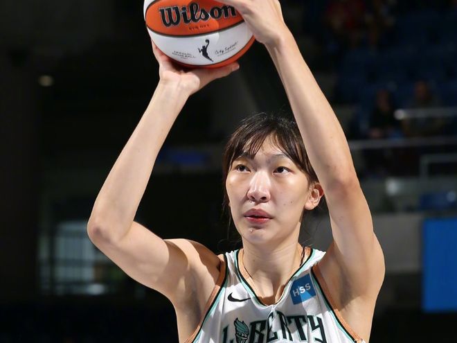 知情人曝光赵海峰酒局上伤害女性细节!警方已介入,公司紧急换人