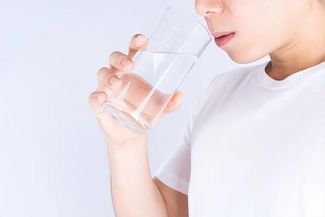 米体:马尔蒂尼莱昂纳多讨论意大利新帅,瓜迪奥拉最认门