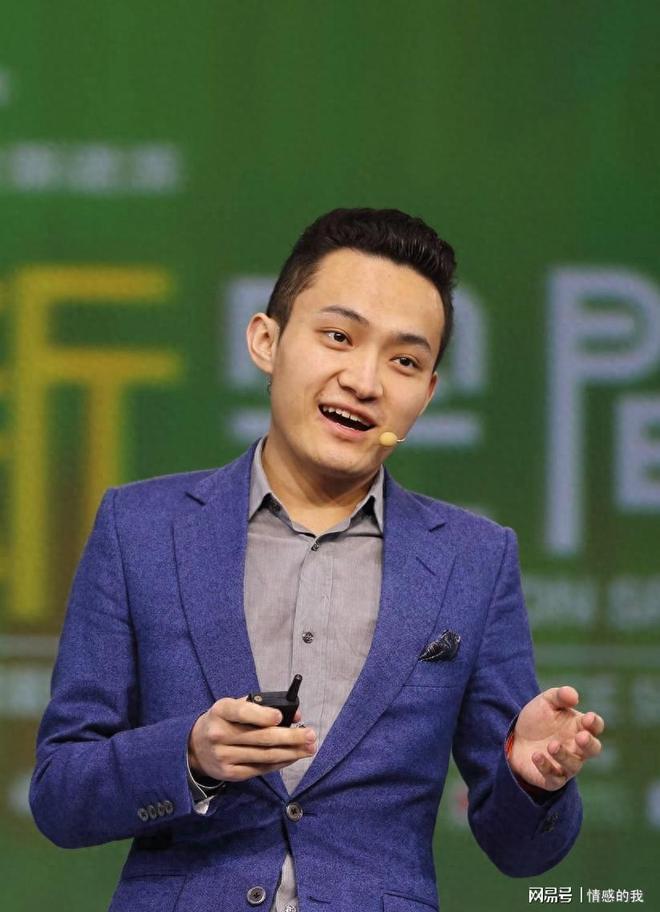 桑乔失业两月，谁还在乎天才陨落英格兰第十级别联赛的弗里克斯顿俱乐部，最近收到了一份“意外之财”——桑乔租用了他们的场地和设施训练