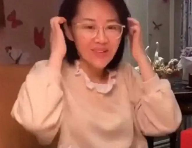 凌晨4点50分在路上!詹姆斯与4号秀威尔逊合练:年龄相差超21岁