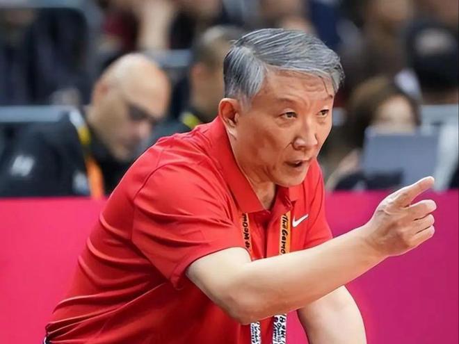 美媒曝光:特朗普美梦破裂!而这位离美回国的男人为我们带来了什么?